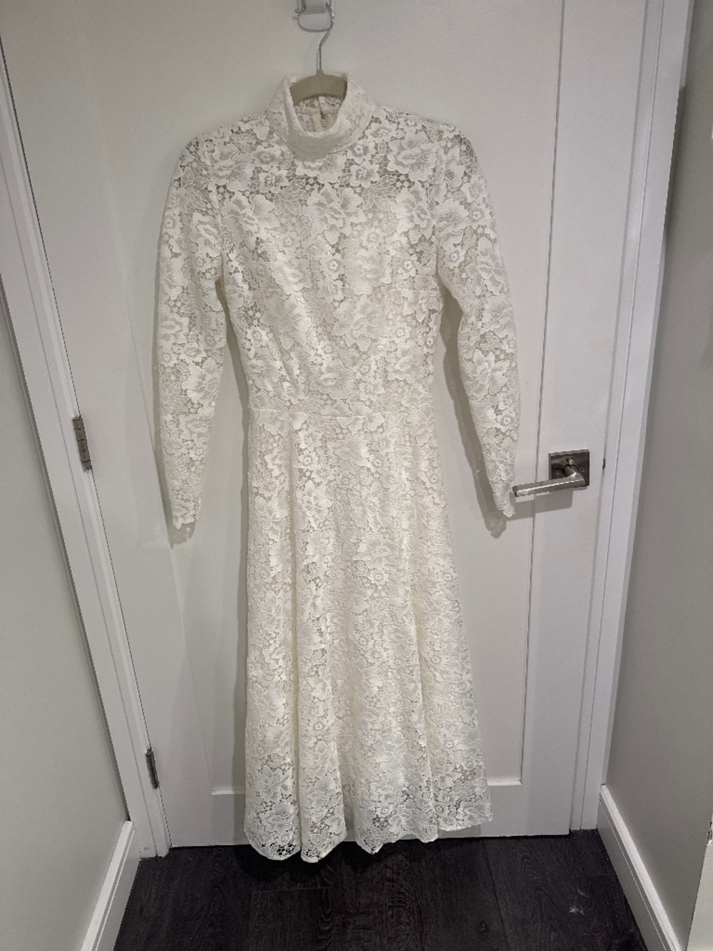 Elegant Designer white lace Isabel sanchis dress